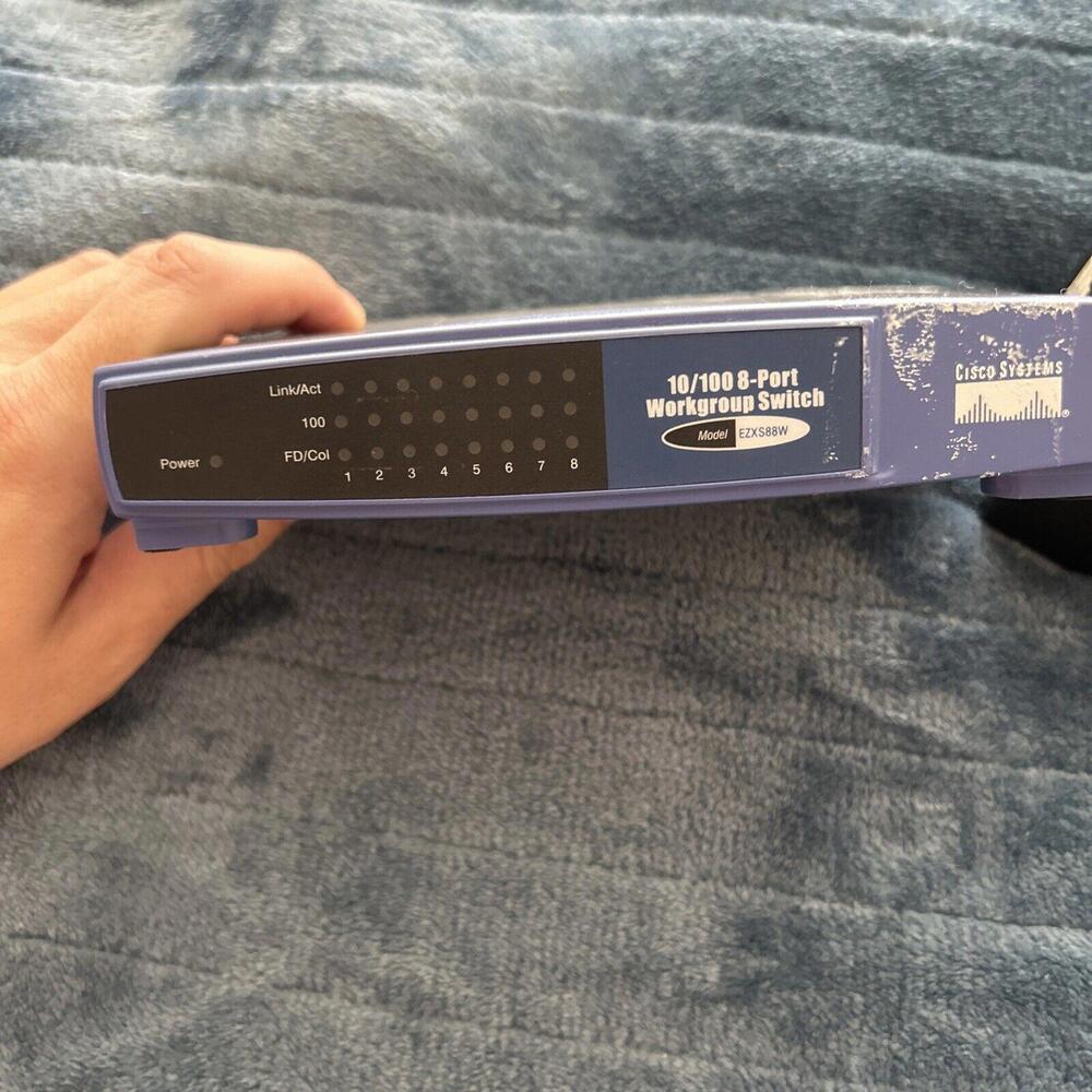 Linksys Router EZXS88W Tested And Working - Picture 2 of 5